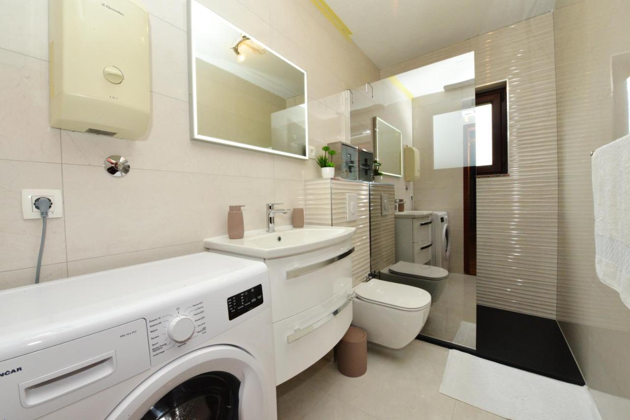 Apartmani Ivan Kastela Exterior photo