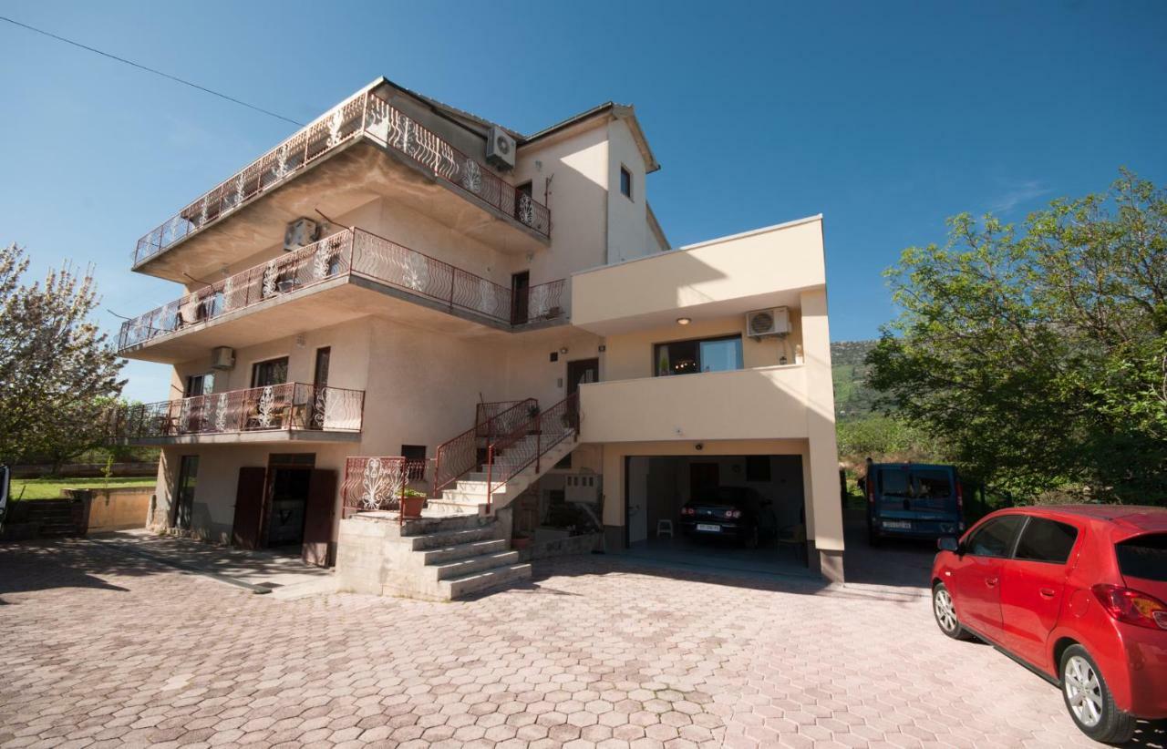 Apartmani Ivan Kastela Exterior photo